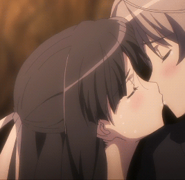 anime couples anime kiss gif